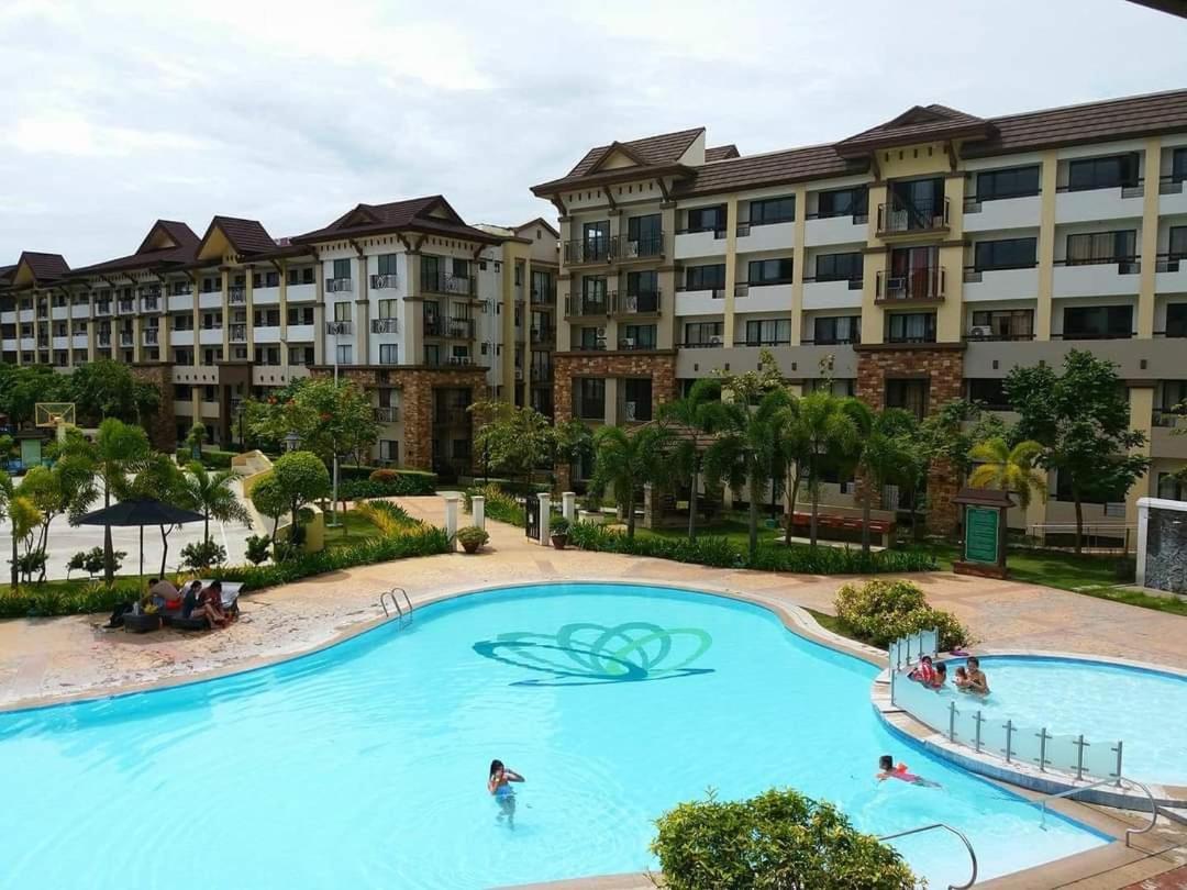 Cozy 2Br With Free Pool Beside Sm City Mall Davao Bagian luar foto